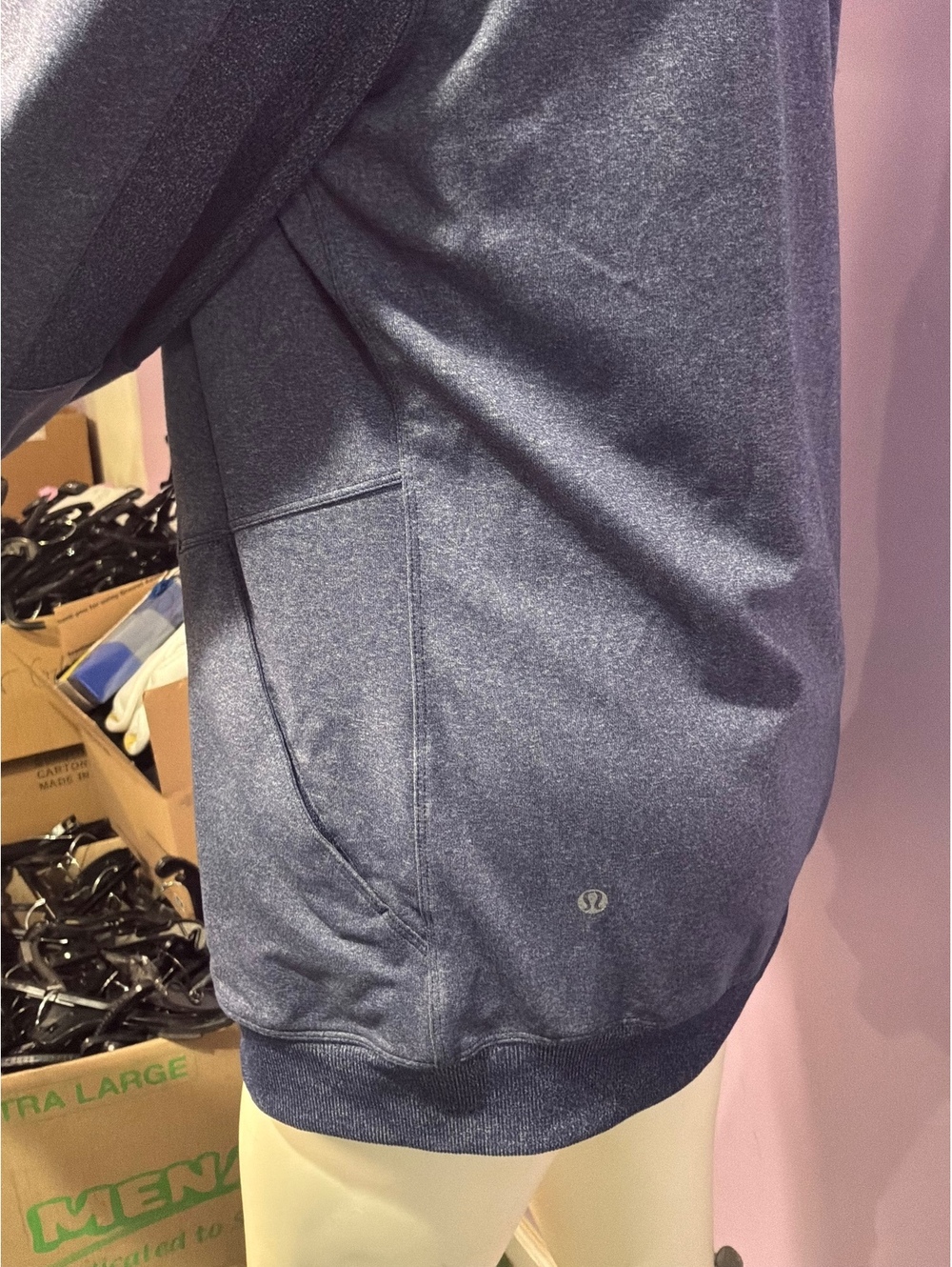 Lululemon - Picture 2 of 3